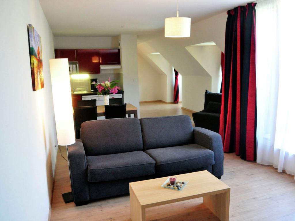 Residence Goelia Les Gorges De La Truyere Entraygues-sur-Truyere Exterior photo